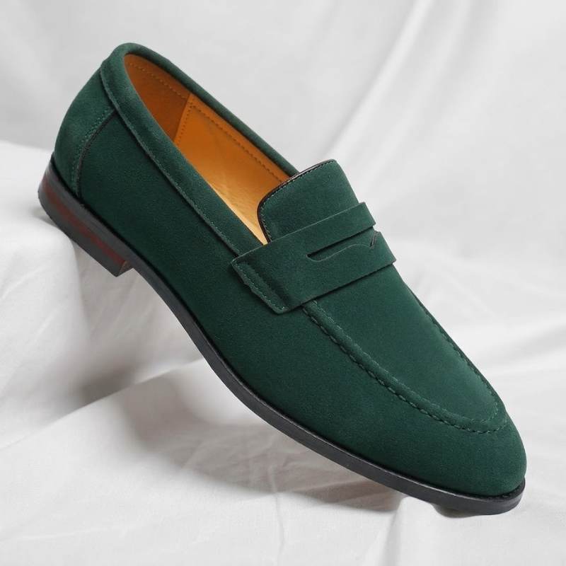 Taavi – klassikalised elegantsed loaferid