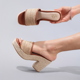 Katrin – elegantne naiselik kleit